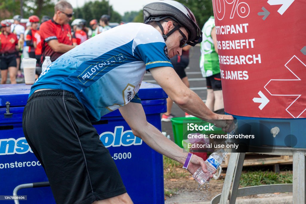 Enhancing Event Hydration with Custom Accessories